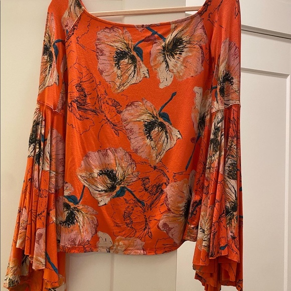 FREE PEOPLE OFF THE SHOULDER TOP - Picture 1 of 3